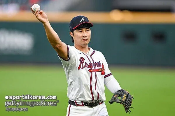 '이럴수가' 김하성 복귀하자마자 위기라니! 美 충격 보도 "KIM, 커리어 평균 이상 쳐야 주전 자리 지킨다"
